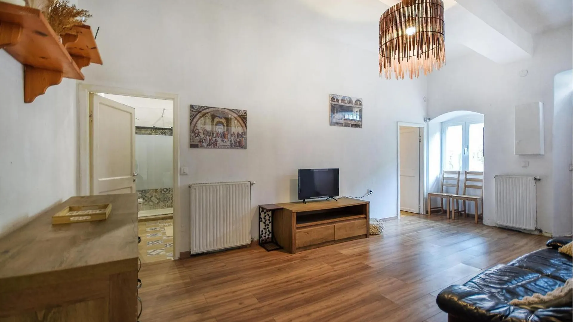 Amazing Home In Sori With Wifi